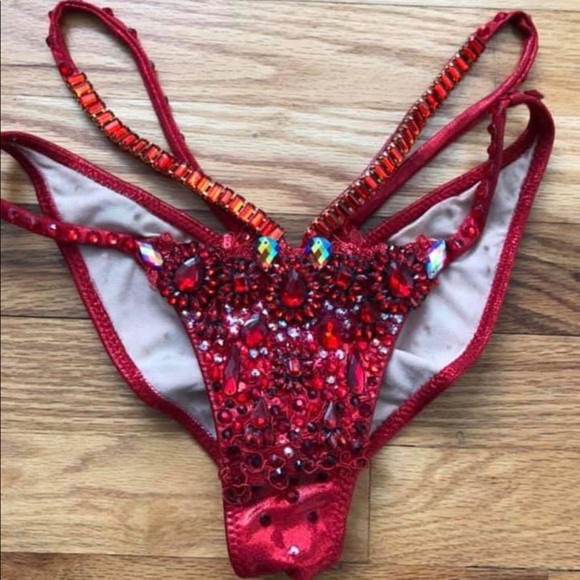 Swarovski crystal bikini - Picture 2 of 8